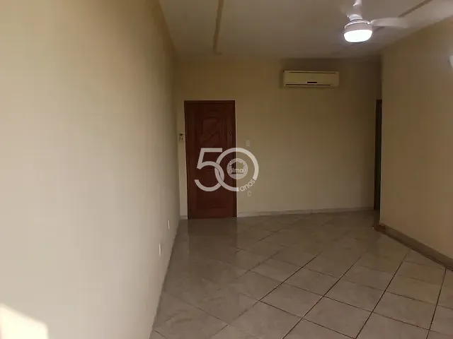 Apartamento com 88m² 2 quartos e 1 banheiro, para alugar, no bairro Irajá em Rio de Janeiro