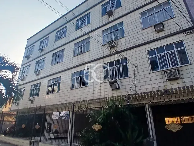 Apartamento com 88m² 2 quartos e 1 banheiro, para alugar, no bairro Irajá em Rio de Janeiro