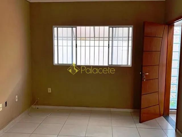 Apartamento com 120m² 3 quartos e 2 banheiros, à venda, no bairro Residencial Mombaça em Pindamonhangaba