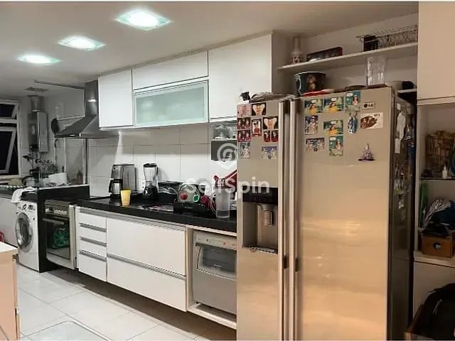Apartamento 3 quartos e 2 banheiros, para alugar, no bairro Piratininga em Niterói