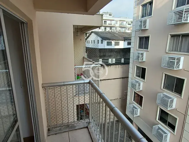Apartamento 2 quartos e 2 banheiros, para alugar, no bairro Pechincha em Rio de Janeiro