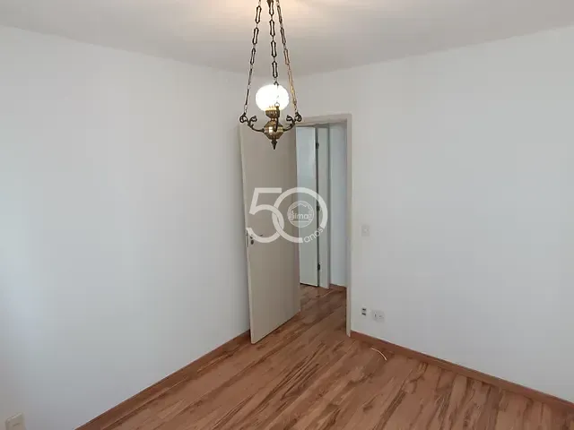 Apartamento 2 quartos e 2 banheiros, para alugar, no bairro Pechincha em Rio de Janeiro