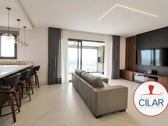 Apartamento 3 quartos e 4 banheiros, para alugar, no bairro Água Verde em Curitiba
