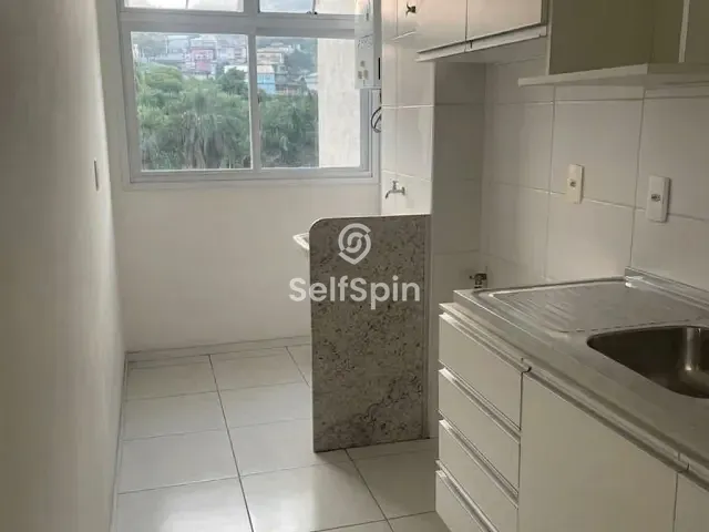Apartamento 2 quartos e 2 banheiros, para alugar, no bairro Badu em Niterói
