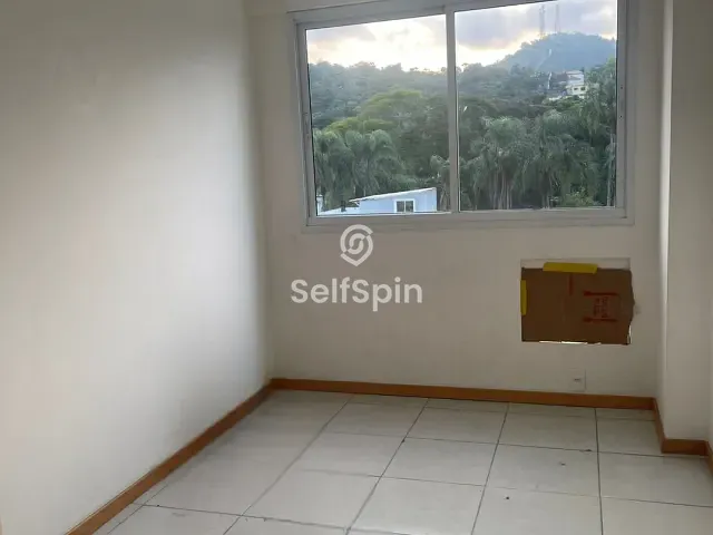 Apartamento 2 quartos e 2 banheiros, para alugar, no bairro Badu em Niterói