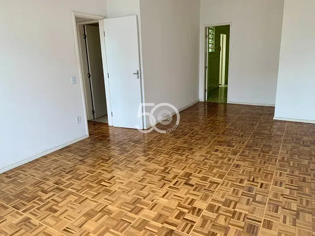 Apartamento 2 quartos e 2 banheiros, à venda, no bairro Penha Circular em Rio de Janeiro