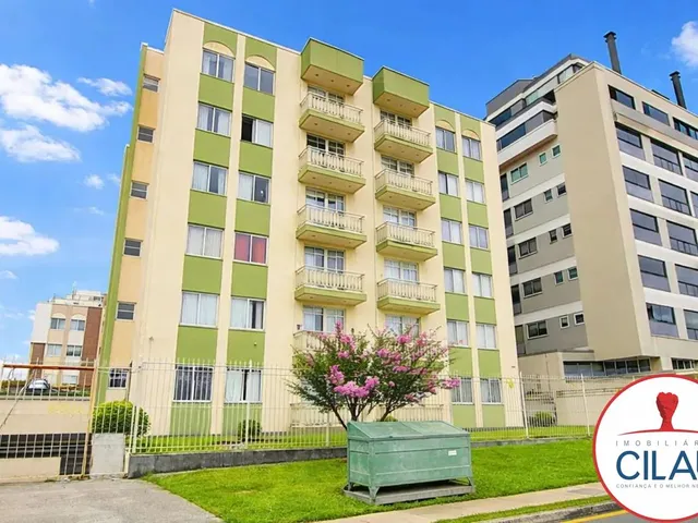 Apartamento 3 quartos e 2 banheiros, para alugar, no bairro Ahú em Curitiba