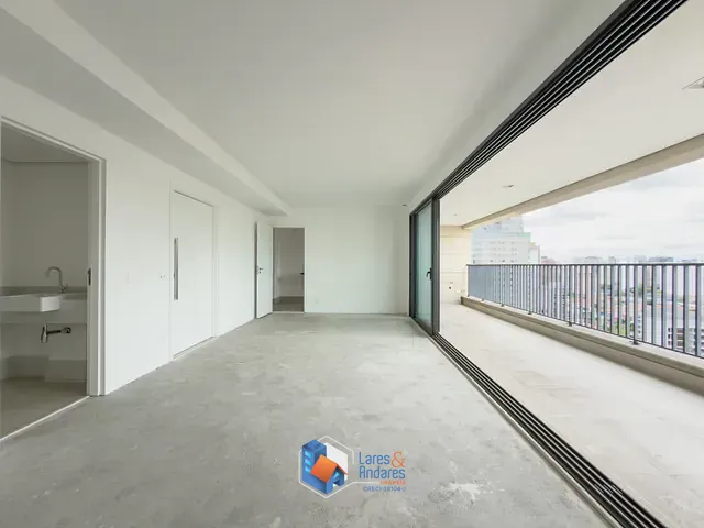 Apartamento com 147m² 3 quartos e 4 banheiros, à venda, no bairro Itaim Bibi em São Paulo
