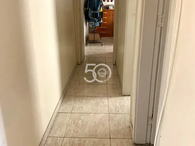 Apartamento 2 quartos e 2 banheiros, à venda, no bairro Irajá em Rio de Janeiro
