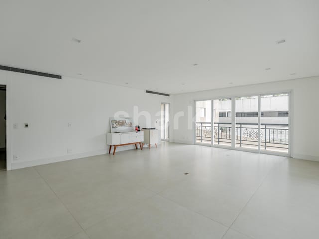 Apartamento 4 quartos e 6 banheiros, à venda ou para alugar, no bairro Vila Olímpia em São Paulo