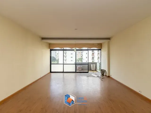 Apartamento com 190m² 3 quartos e 2 banheiros, à venda, no bairro Jardim Paulista em São Paulo
