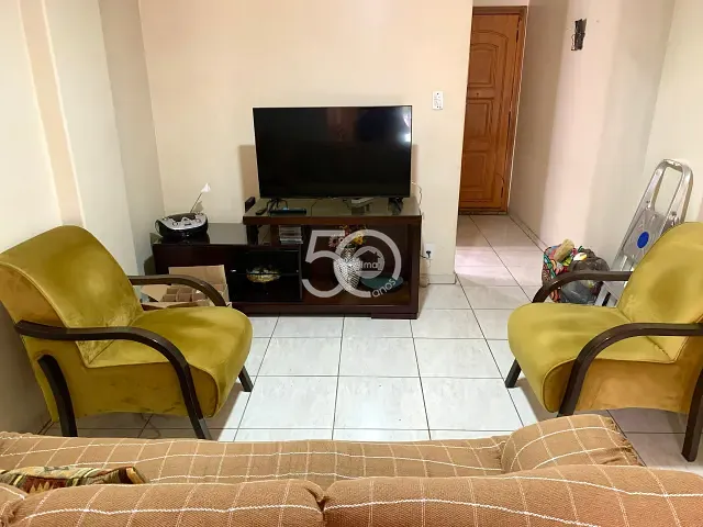Apartamento 2 quartos e 1 banheiro, à venda, no bairro Irajá em Rio de Janeiro