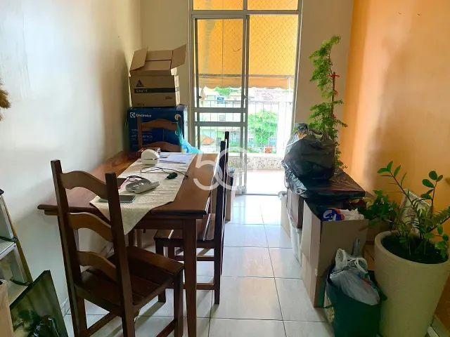 Apartamento 2 quartos e 1 banheiro, à venda, no bairro Irajá em Rio de Janeiro