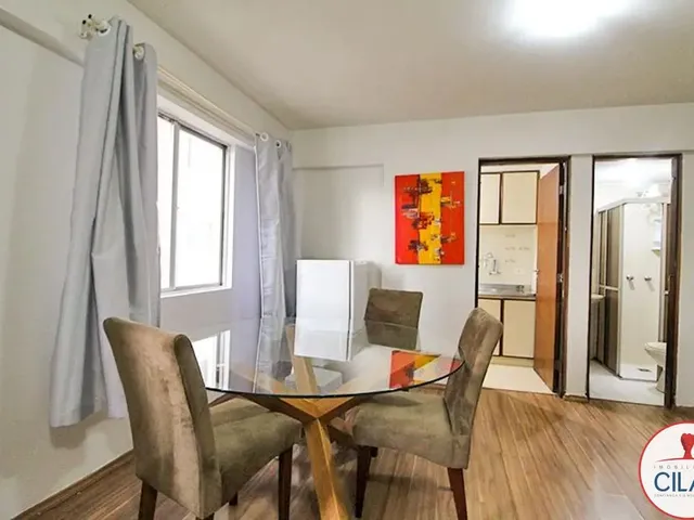 Apartamento 1 quarto e 1 banheiro, para alugar, no bairro Centro em Curitiba