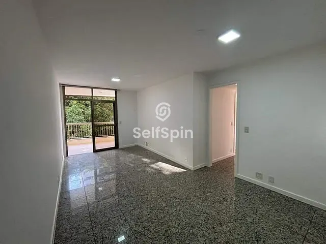 Apartamento 2 quartos e 3 banheiros, para alugar, no bairro Icaraí em Niterói