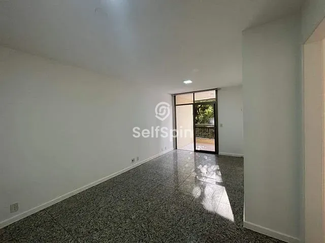 Apartamento 2 quartos e 3 banheiros, para alugar, no bairro Icaraí em Niterói