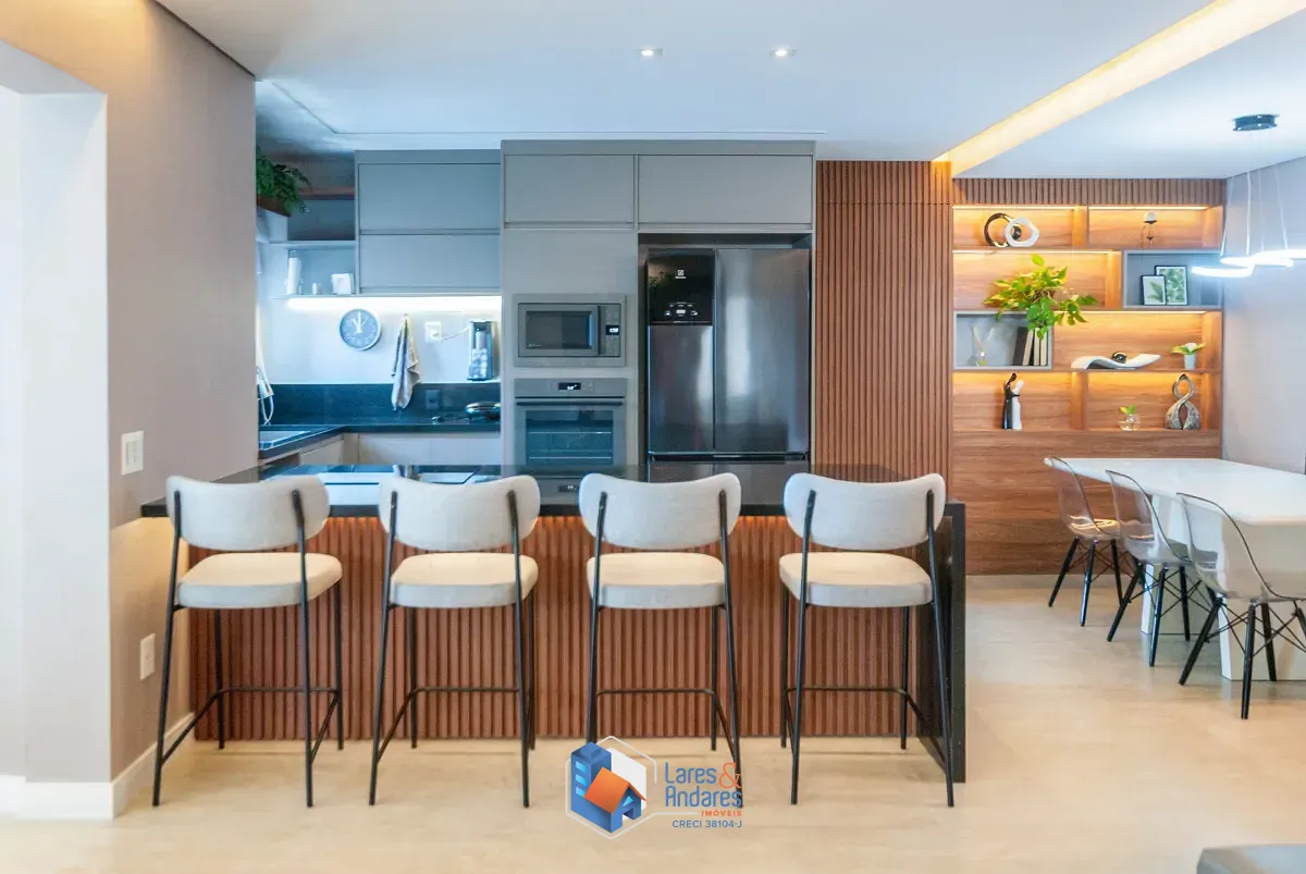 Apartamento, 3 quartos, 130 m² - Foto 1