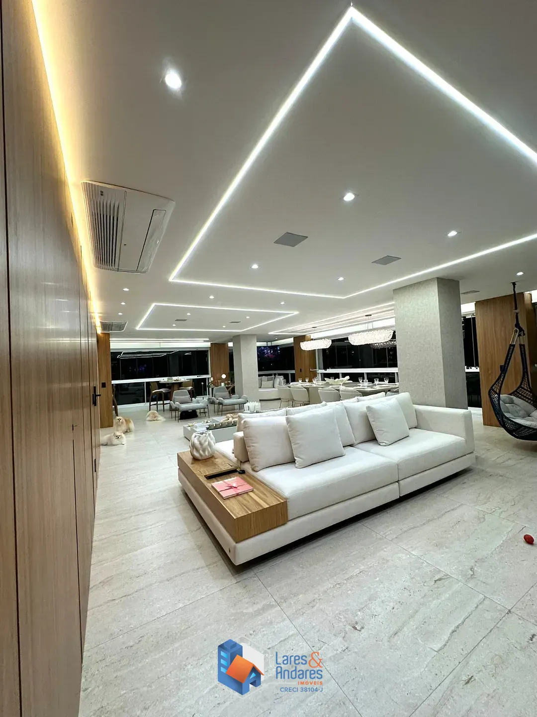 Apartamento, 3 quartos, 196 m² - Foto 3