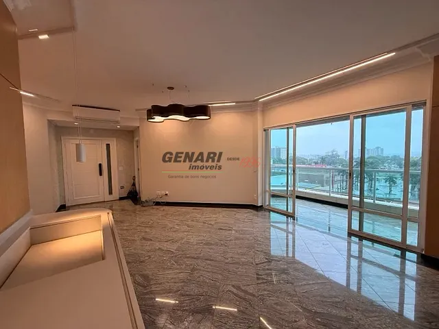 Apartamento com 430m² 4 quartos e 6 banheiros, à venda, no bairro Centro em Indaiatuba