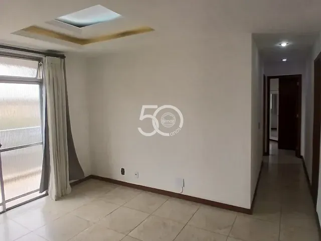 Apartamento com 78m² 2 quartos e 2 banheiros, para alugar, no bairro Irajá em Rio de Janeiro
