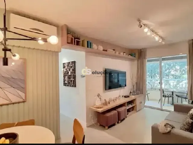 Apartamento 3 quartos e 2 banheiros, à venda, no bairro Vila Ipojuca em São Paulo