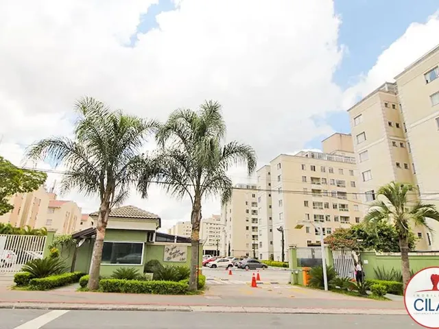 Apartamento 2 quartos e 2 banheiros, para alugar, no bairro Portão em Curitiba
