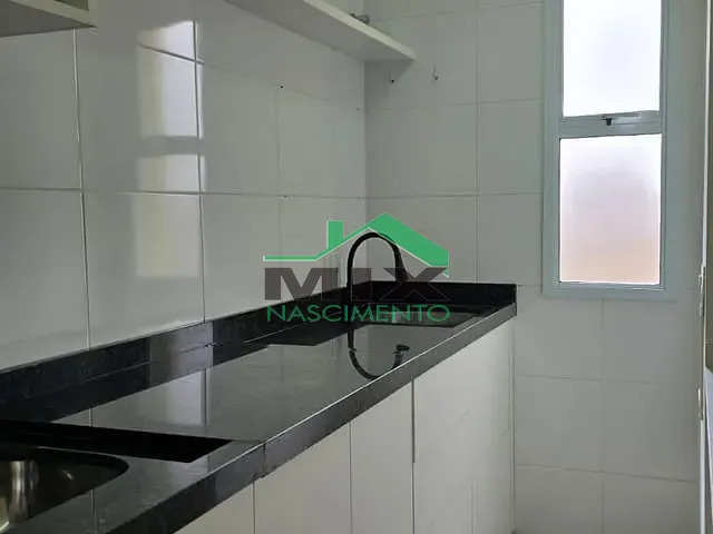 Apartamento com 28m² 1 quarto e 1 banheiro, para alugar, no bairro Vila São Pedro em Santo André