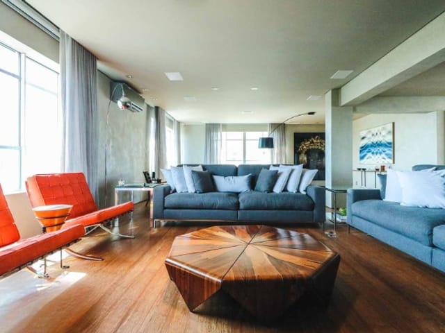 Apartamento com 240m² 2 quartos e 3 banheiros, para alugar, no bairro Cerqueira César em São Paulo