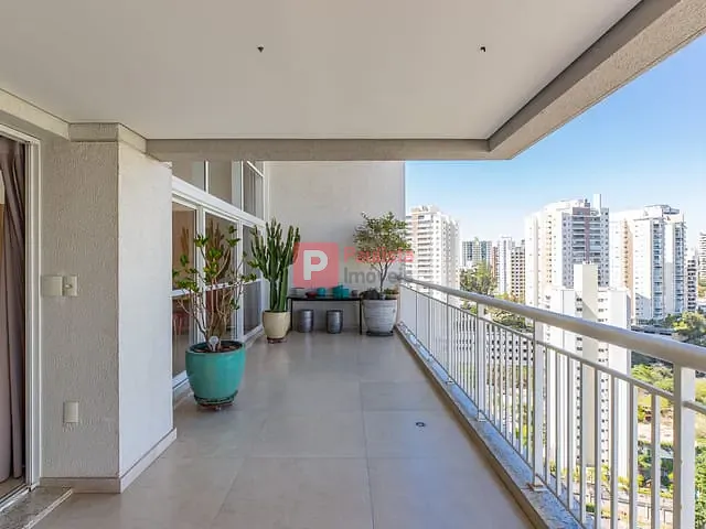 Apartamento com 285m² 4 quartos e 4 banheiros, à venda, no bairro Morumbi em São Paulo