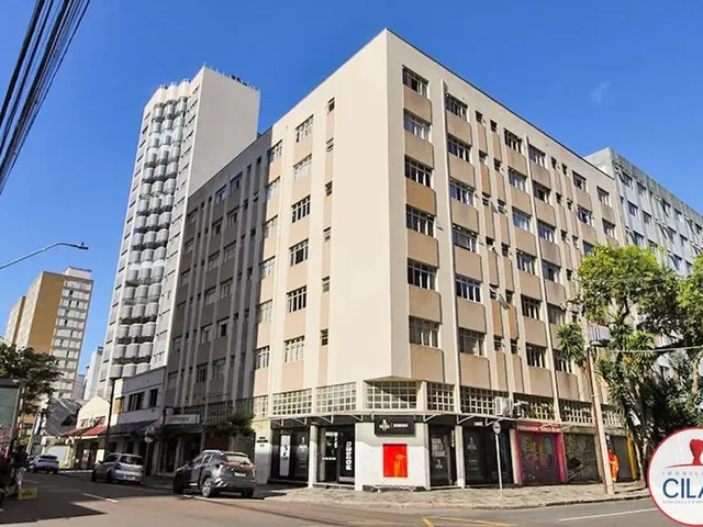 Apartamento para alugar, no bairro Centro em Curitiba