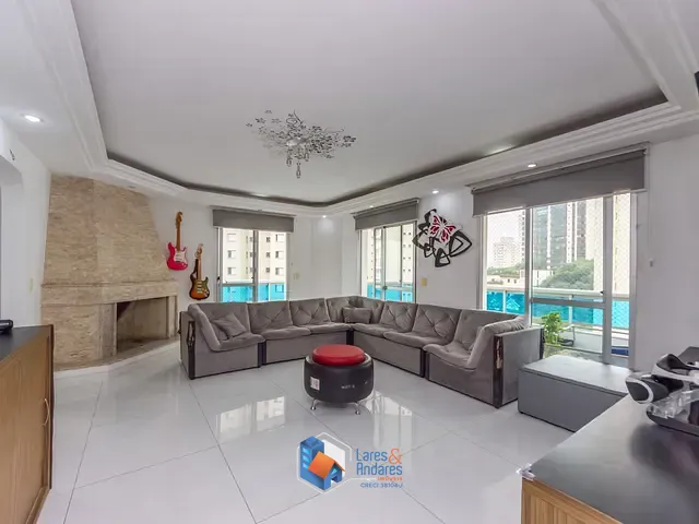 Apartamento com 199m² 4 quartos e 5 banheiros, à venda, no bairro Vila Suzana em São Paulo
