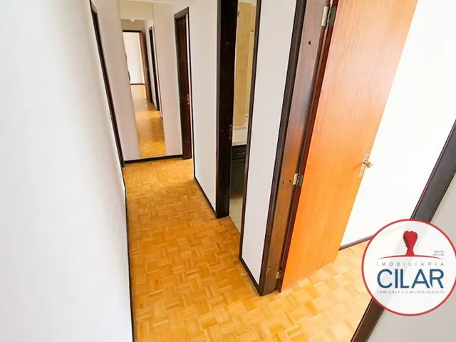 Apartamento 3 quartos e 1 banheiro, para alugar, no bairro Portão em Curitiba