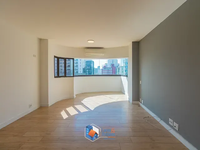 Apartamento com 252m² 4 quartos e 3 banheiros, à venda, no bairro Vila Clementino em São Paulo