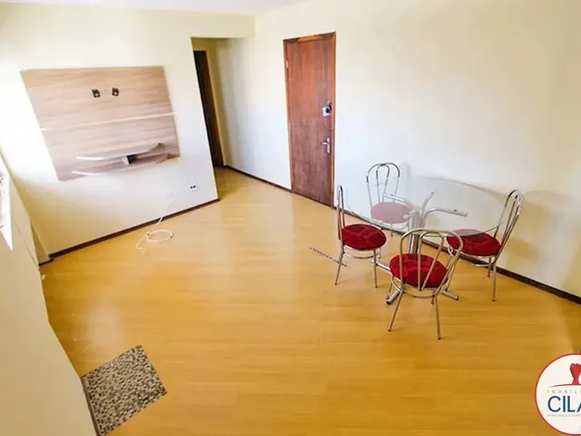 Apartamento 1 quarto e 1 banheiro, para alugar, no bairro Centro em Curitiba