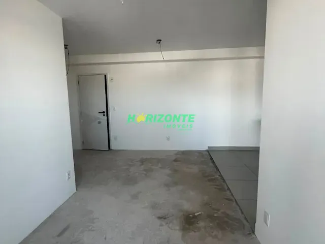Apartamento com 69m² 2 quartos e 2 banheiros, à venda, no bairro Condomínio Royal Park em São José dos Campos