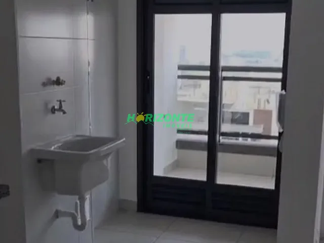 Apartamento com 69m² 2 quartos e 1 banheiro, à venda, no bairro Condomínio Royal Park em São José dos Campos