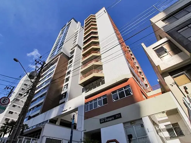 Apartamento 2 quartos e 1 banheiro, para alugar, no bairro Campina do Siqueira em Curitiba