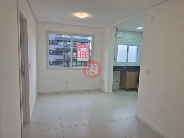 Apartamento 1 quarto e 1 banheiro, à venda, no bairro Rio Branco em Porto Alegre