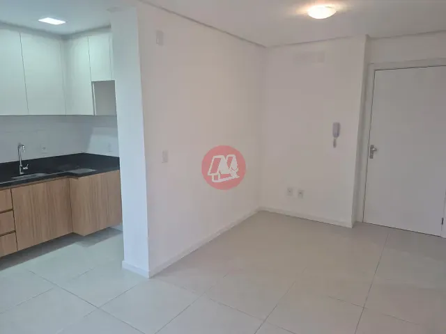 Apartamento 1 quarto e 1 banheiro, à venda, no bairro Rio Branco em Porto Alegre