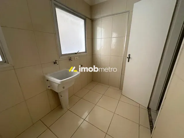 Apartamento 1 quarto e 2 banheiros, à venda, no bairro Cambuí em Campinas