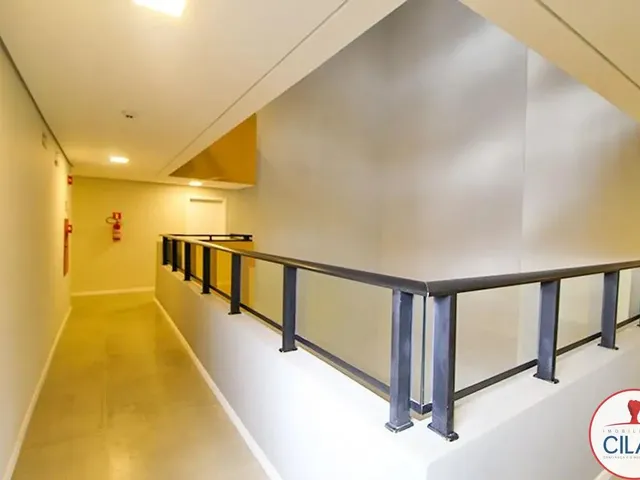 Apartamento 3 quartos e 2 banheiros, para alugar, no bairro Água Verde em Curitiba