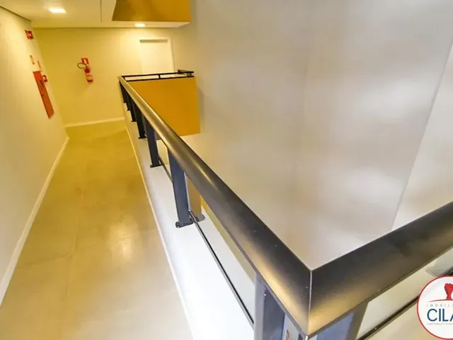 Apartamento 3 quartos e 2 banheiros, para alugar, no bairro Água Verde em Curitiba