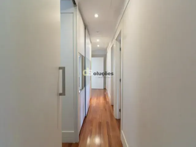 Apartamento 4 quartos e 4 banheiros, à venda, no bairro Moema em São Paulo