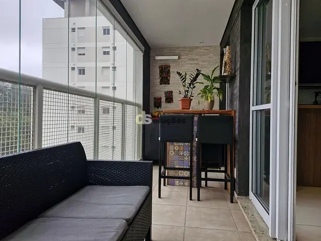 Apartamento 2 quartos e 3 banheiros, à venda, no bairro Vila Andrade em São Paulo
