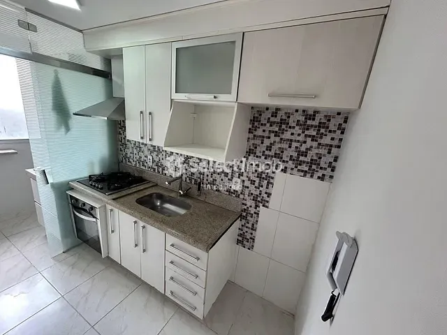Apartamento com 50m² 2 quartos e 2 banheiros, à venda, no bairro Parque São Vicente em Mauá