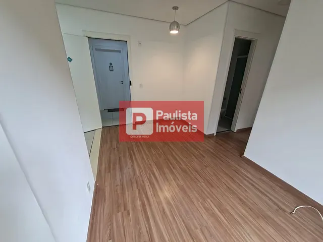 Apartamento com 61m² 2 quartos e 1 banheiro, para alugar, no bairro Santo Amaro em São Paulo
