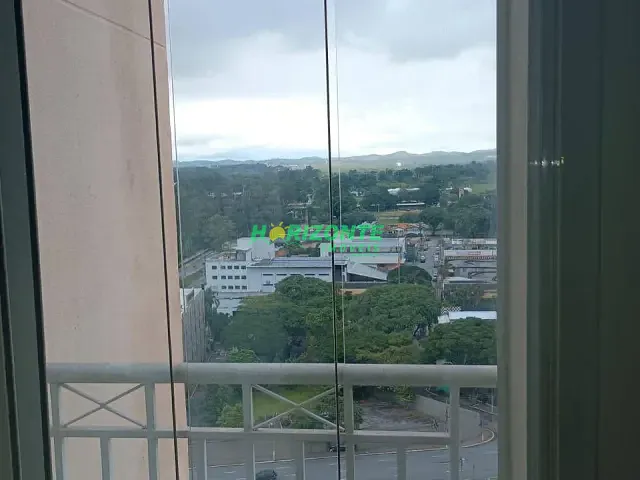 Apartamento 2 quartos e 2 banheiros, à venda ou para alugar, no bairro Vila Sanches em São José dos Campos
