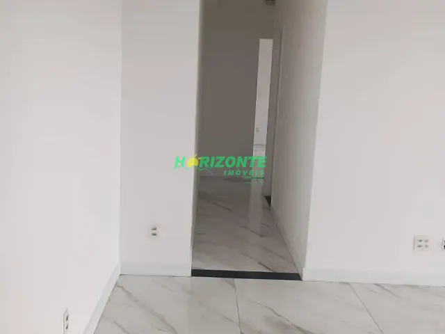 Apartamento 2 quartos e 2 banheiros, à venda ou para alugar, no bairro Vila Sanches em São José dos Campos