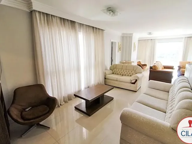 Apartamento 3 quartos e 1 banheiro, para alugar, no bairro Água Verde em Curitiba