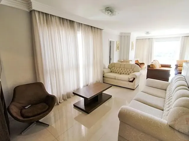 Apartamento 3 quartos e 3 banheiros, para alugar, no bairro Água Verde em Curitiba